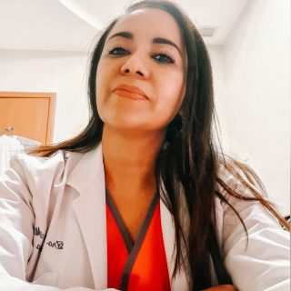 Dra. Sandra Alivat